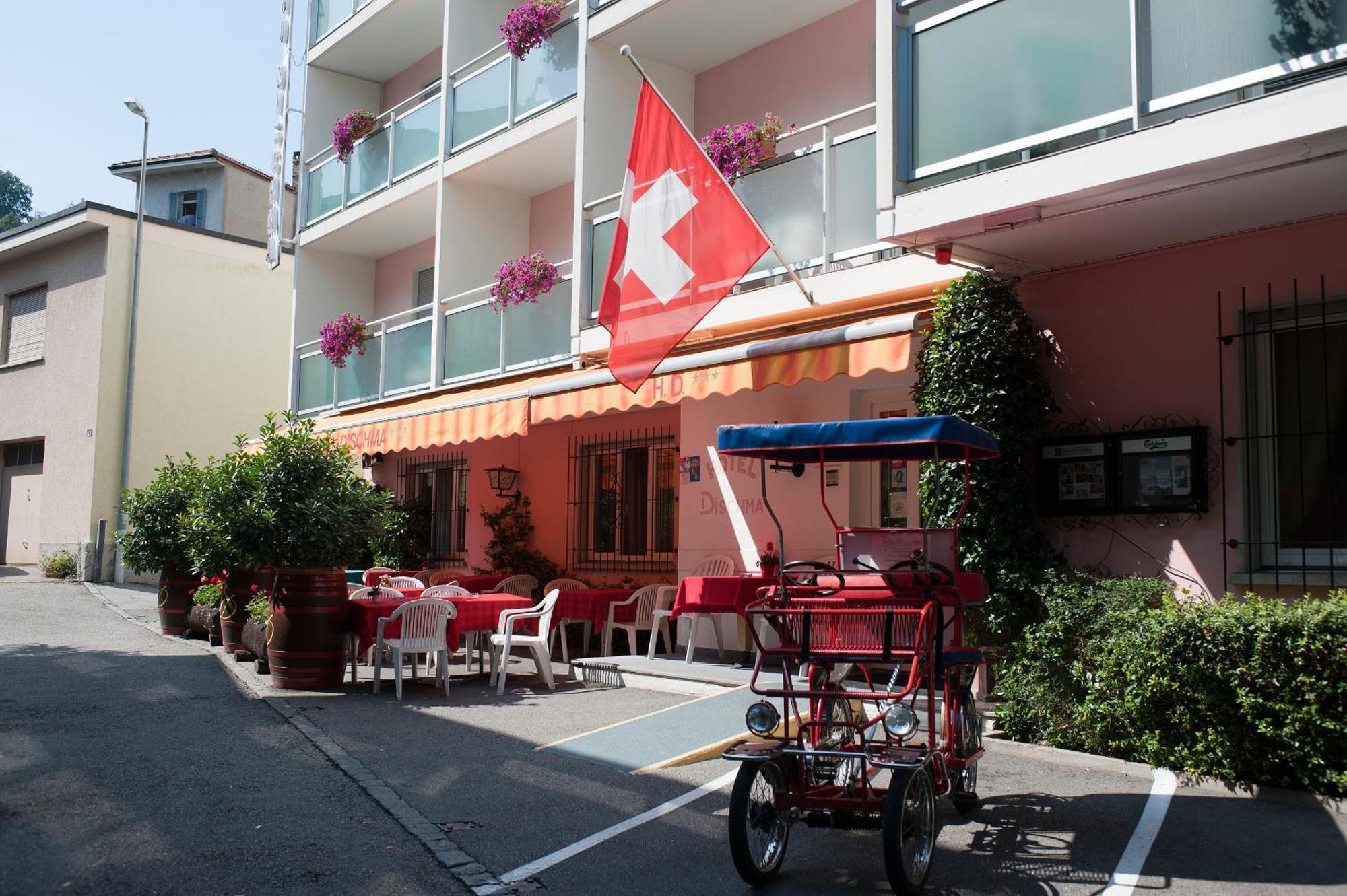 Hotel Dischma - Free Bus And Train Ticket 3*