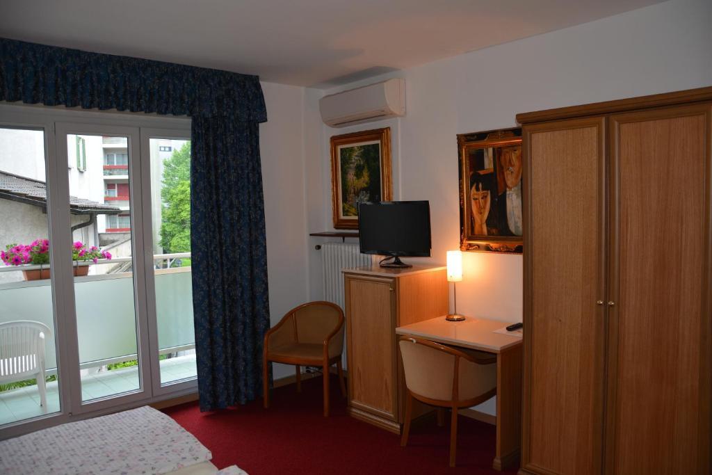 Hotel Dischma - Free Bus And Train Ticket 3*