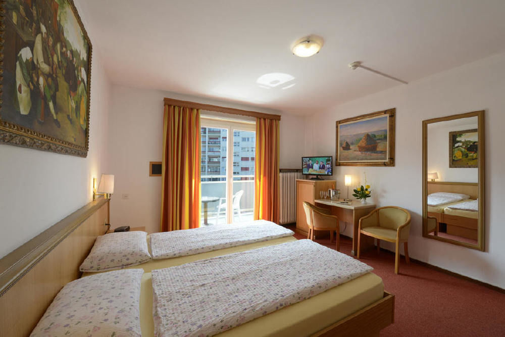 Hotel Dischma - Free Bus And Train Ticket Paradiso