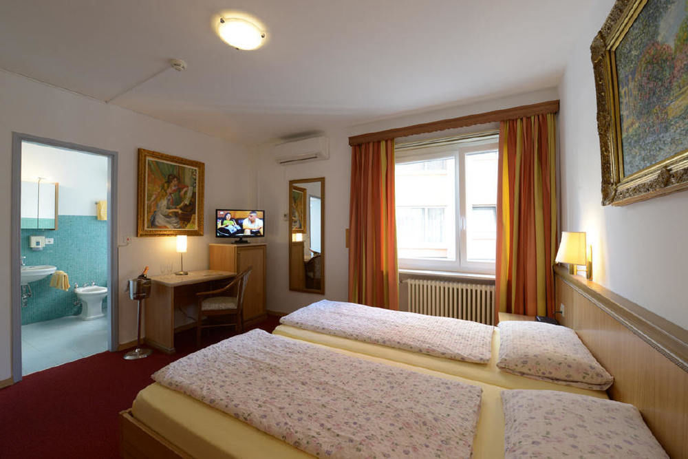 Hotel Dischma - Free Bus And Train Ticket Paradiso